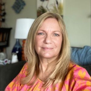 Meet your Posher, Dawn